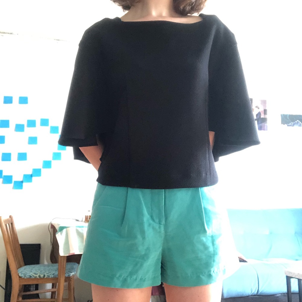 Anthropologie blouse drapey sleeves